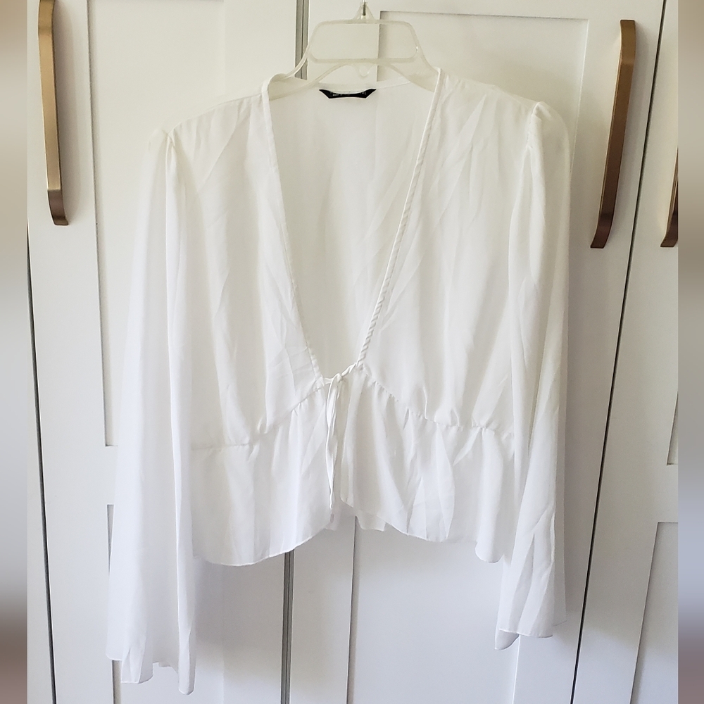 Curve Blouse Womens 1XL White Long Sleeve Open Front Office Shirt
